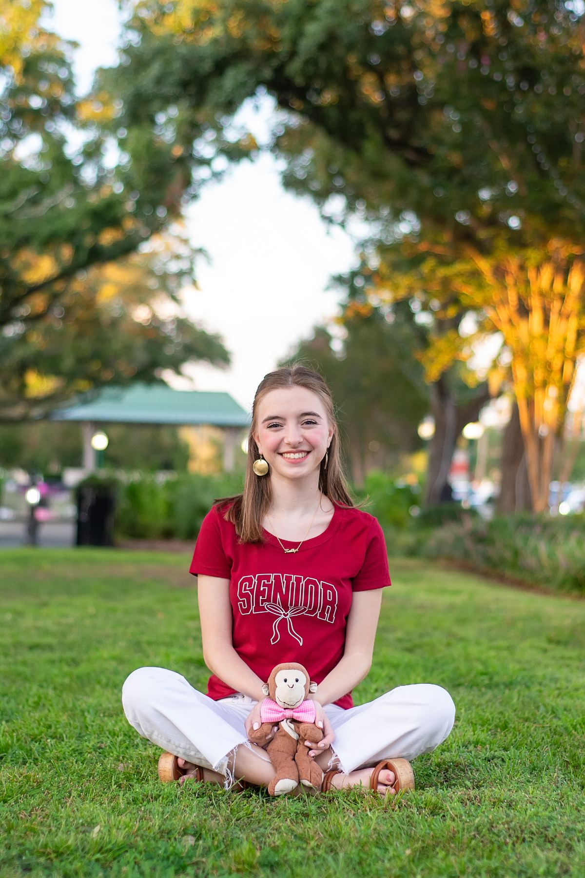 Kaitlyn in senior tee